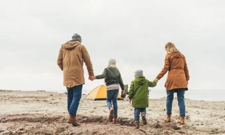 Vandring med børn: Gode ideer til lege og eventyr